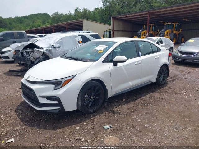 2024 TOYOTA COROLLA SE 2