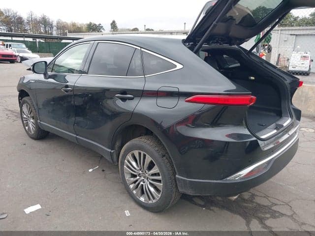 2021 TOYOTA VENZA LIMITED 3
