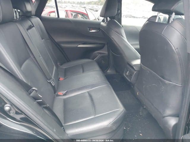 2021 TOYOTA VENZA LIMITED 8