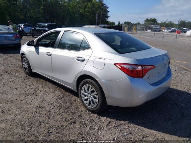 2017 TOYOTA COROLLA LE 3