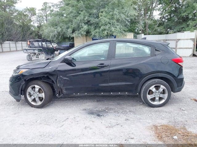 2021 HONDA HR-V 2WD LX 14