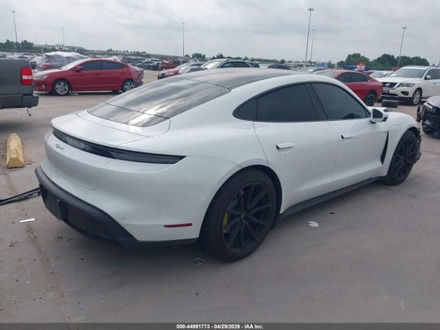 2022 PORSCHE TAYCAN 4