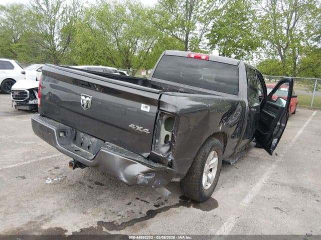 2018 RAM 1500 EXPRESS 4X4 6'4 BOX 5