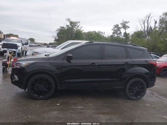 2019 FORD ESCAPE SE 14