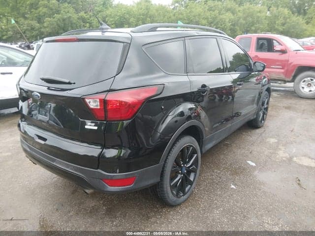 2019 FORD ESCAPE SE 4