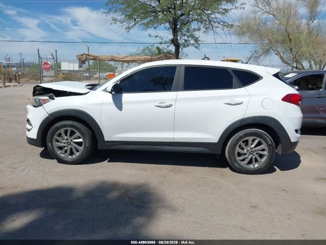 2016 HYUNDAI TUCSON SE 14
