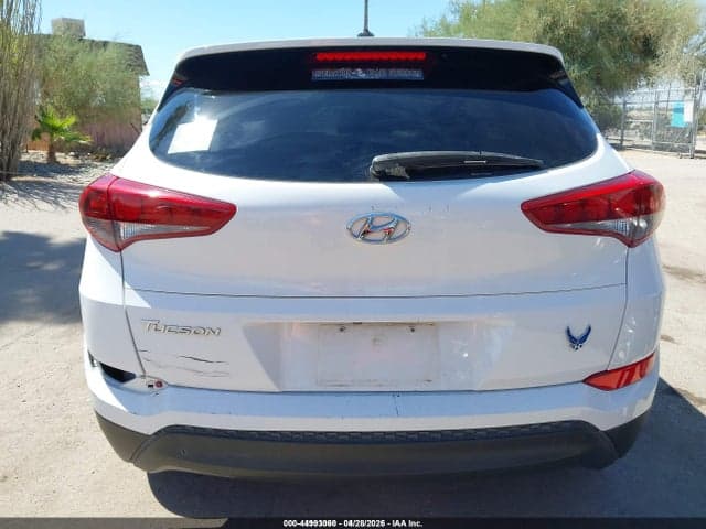 2016 HYUNDAI TUCSON SE 16