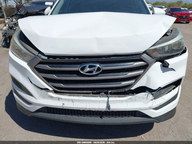 2016 HYUNDAI TUCSON SE 6