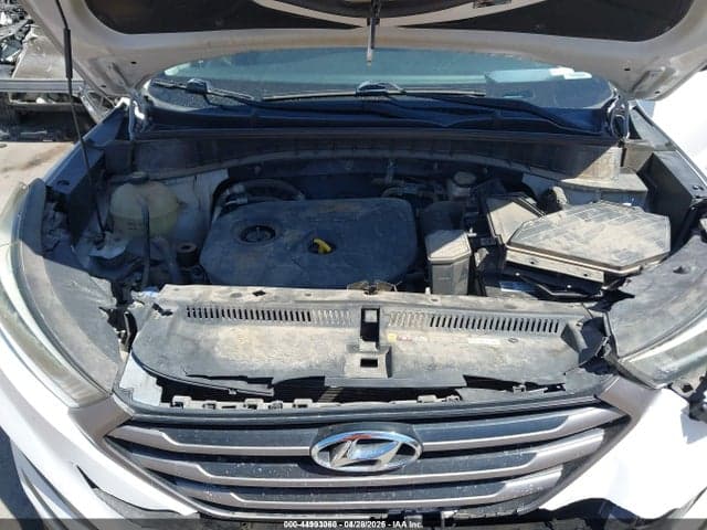 2016 HYUNDAI TUCSON SE 10