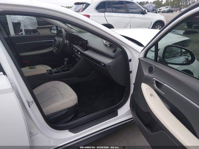 2025 HYUNDAI SONATA SE 5