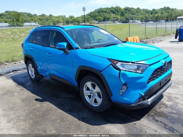2021 TOYOTA RAV4 XLE 1