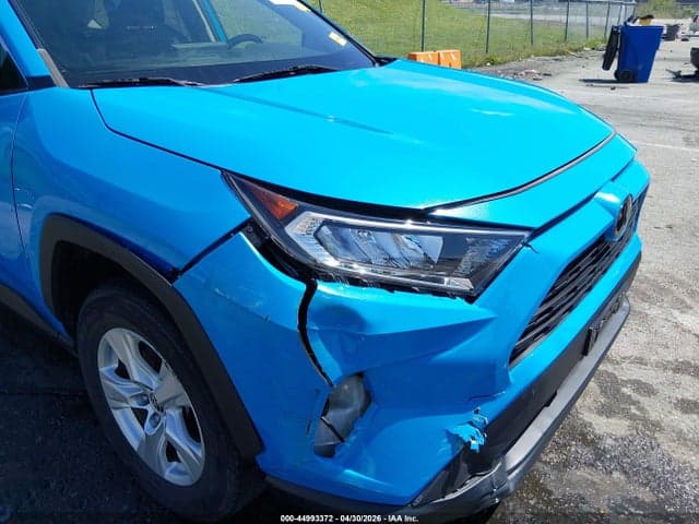 2021 TOYOTA RAV4 XLE 6