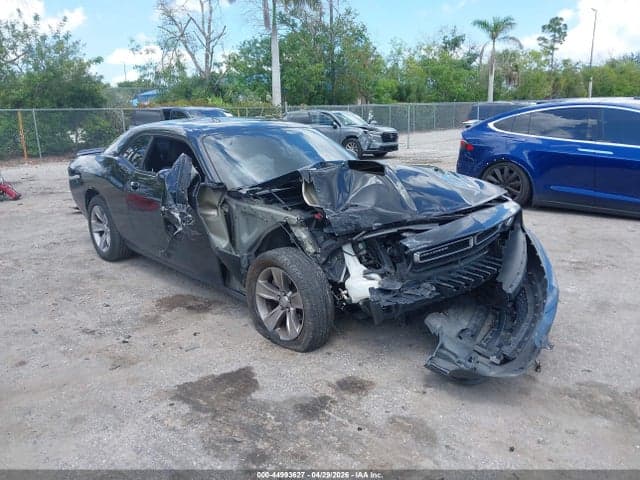 2021 DODGE CHALLENGER SXT