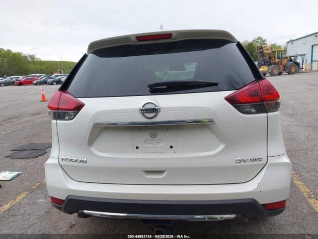2018 NISSAN ROGUE SV 17