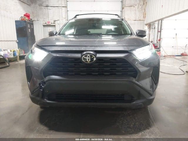 2025 TOYOTA RAV4 HYBRID XLE 13