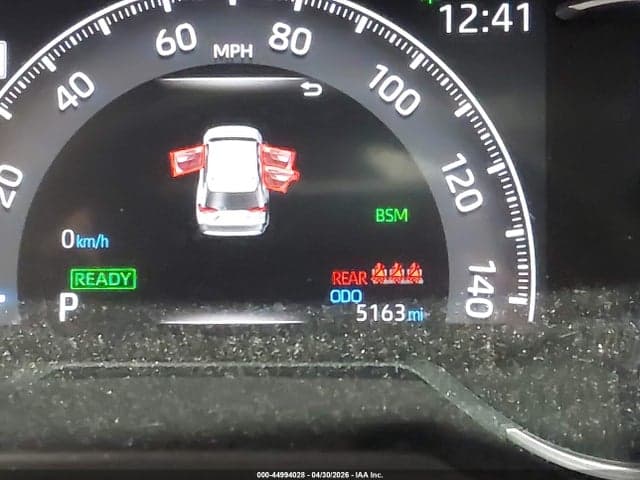 2025 TOYOTA RAV4 HYBRID XLE 16