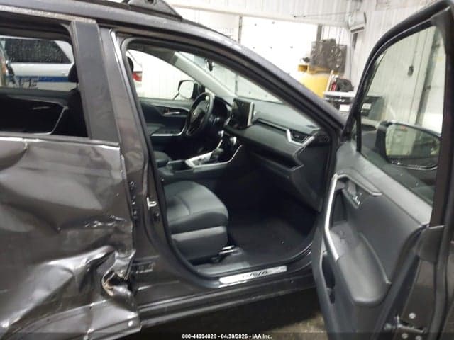 2025 TOYOTA RAV4 HYBRID XLE 5