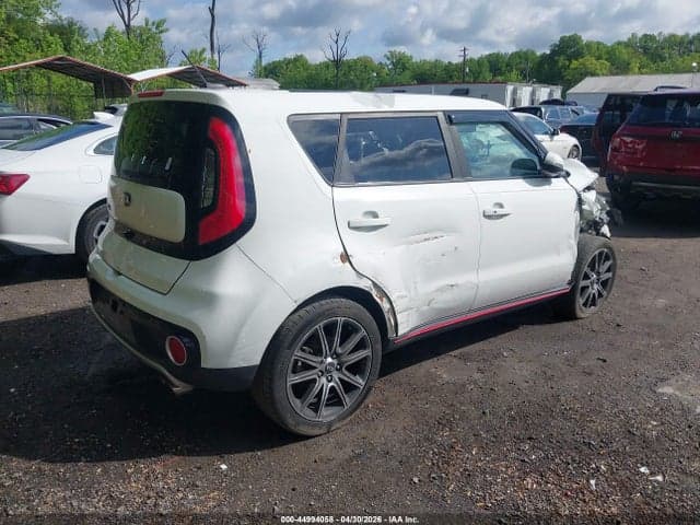 2017 KIA SOUL ! 4