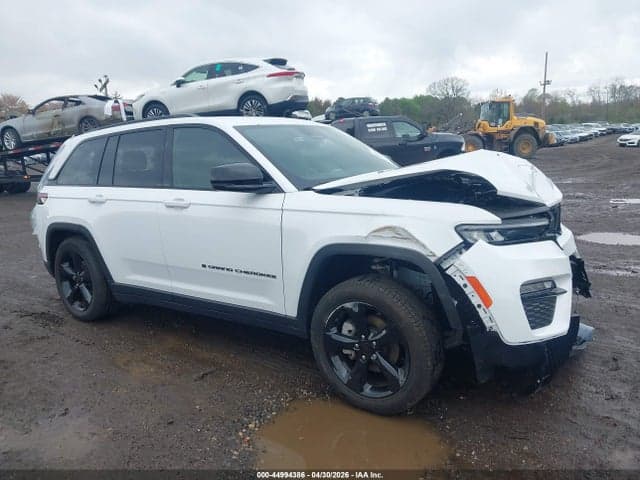 2025 JEEP GRAND CHEROKEE LIMITED 4X4 13