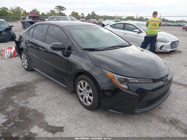 2024 TOYOTA COROLLA LE 1