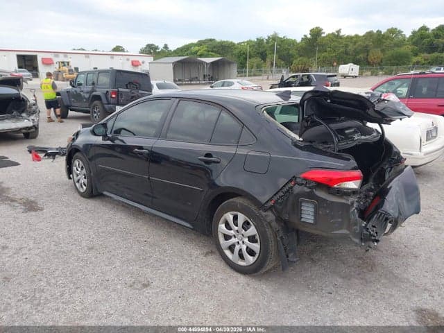 2024 TOYOTA COROLLA LE 3