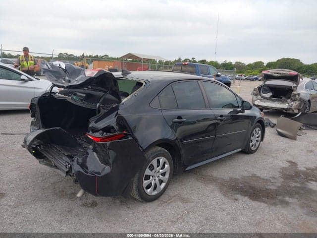 2024 TOYOTA COROLLA LE 4