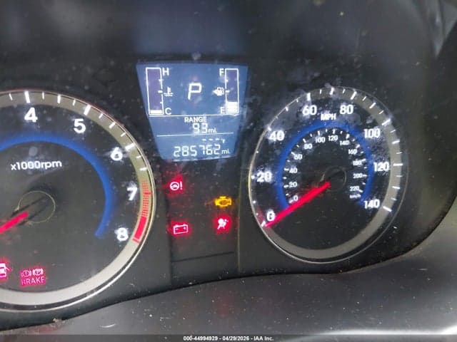 2016 HYUNDAI ACCENT SE 7