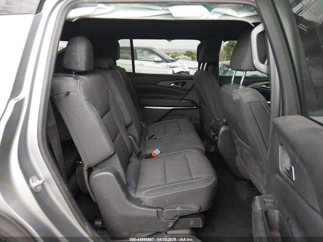 2024 CHEVROLET TRAVERSE AWD LS 8