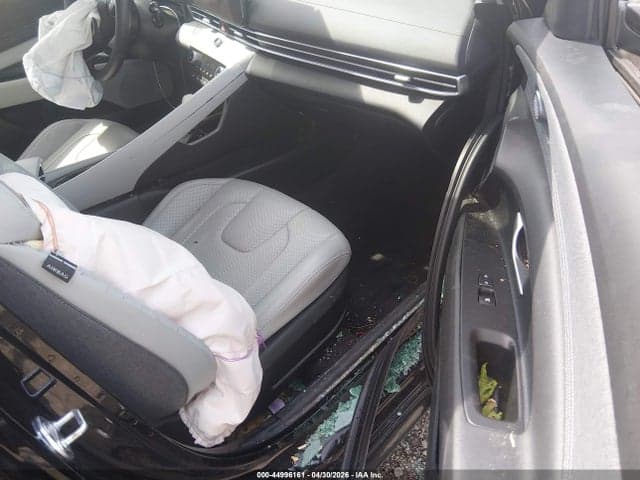 2025 HYUNDAI ELANTRA LIMITED 5