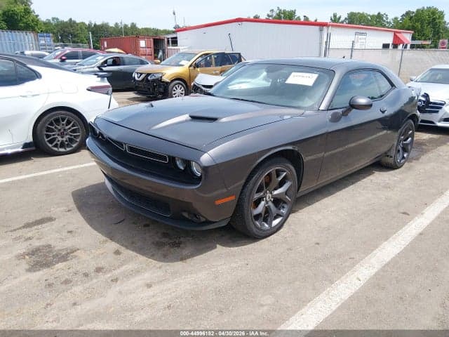 2019 DODGE CHALLENGER SXT 2