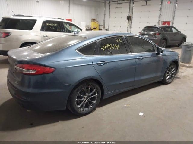 2019 FORD FUSION SE 4