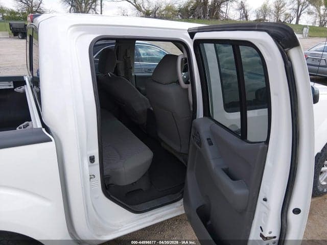 2018 NISSAN FRONTIER SV 8