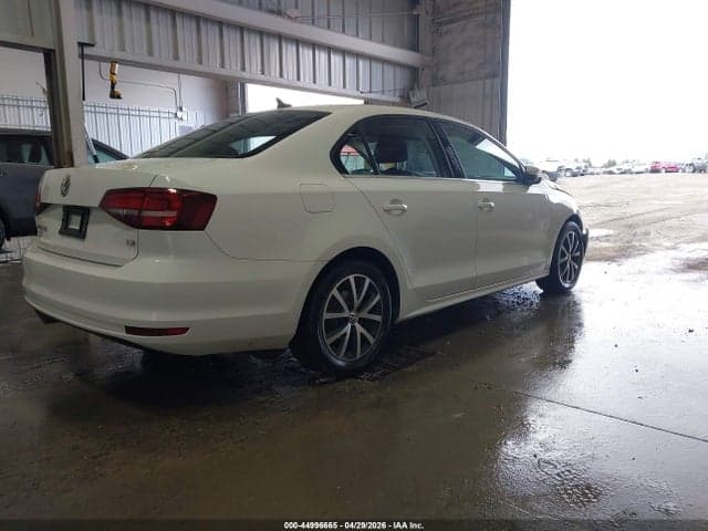 2017 VOLKSWAGEN JETTA 1.4T SE 4