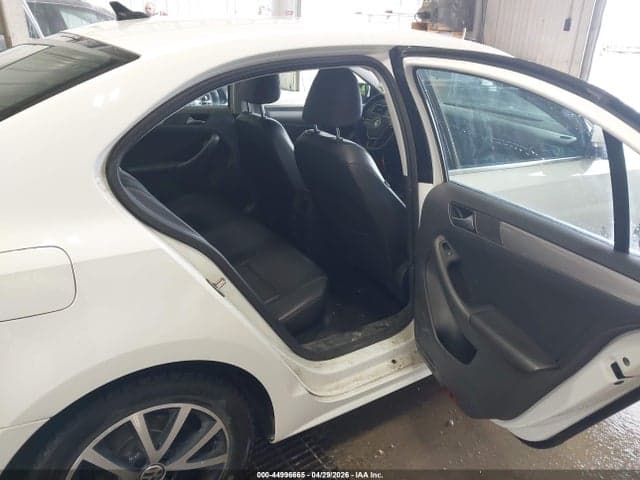 2017 VOLKSWAGEN JETTA 1.4T SE 8