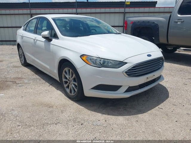 2017 FORD FUSION SE 1