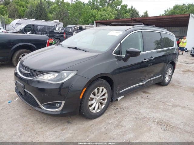 2017 CHRYSLER PACIFICA TOURING-L 2