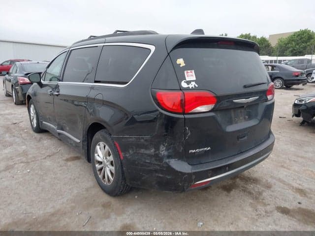 2017 CHRYSLER PACIFICA TOURING-L 3