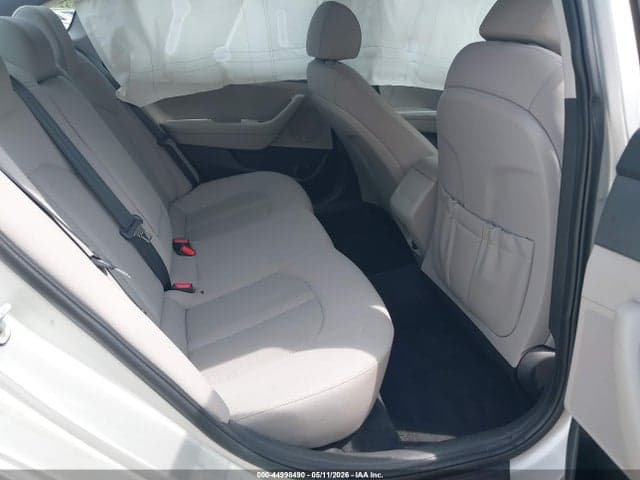 2019 HYUNDAI SONATA SE 8