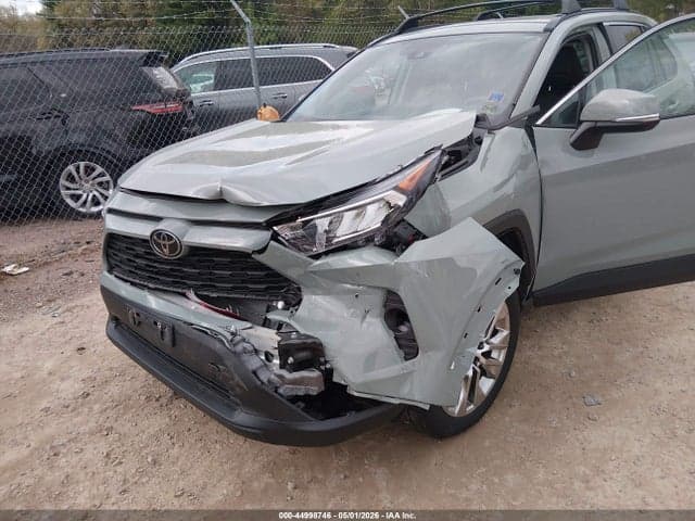 2021 TOYOTA RAV4 XLE PREMIUM 6