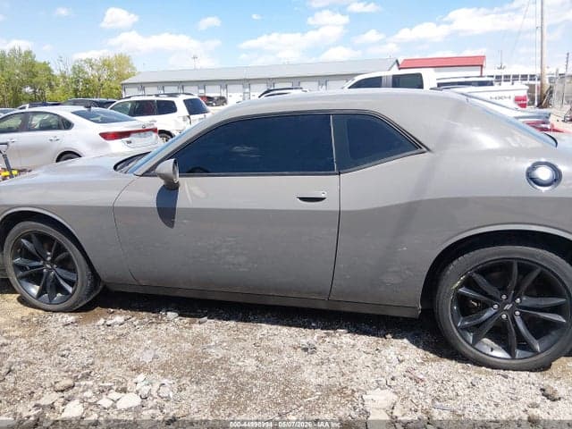 2017 DODGE CHALLENGER SXT 14