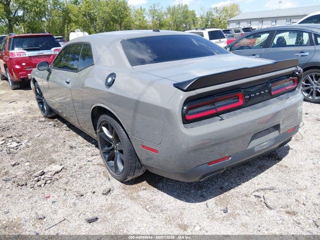 2017 DODGE CHALLENGER SXT 3