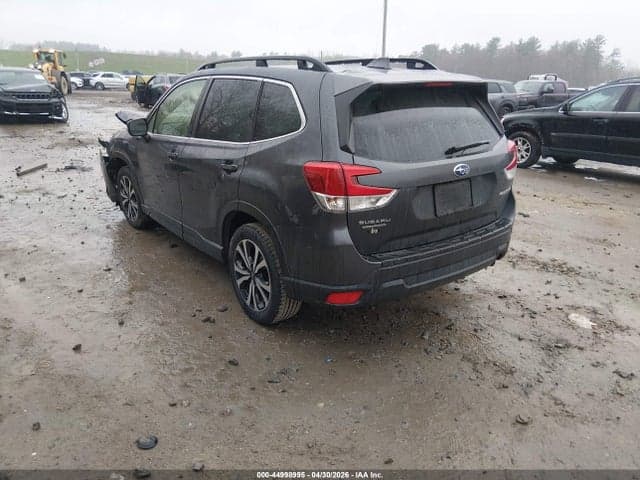 2023 SUBARU FORESTER LIMITED 3
