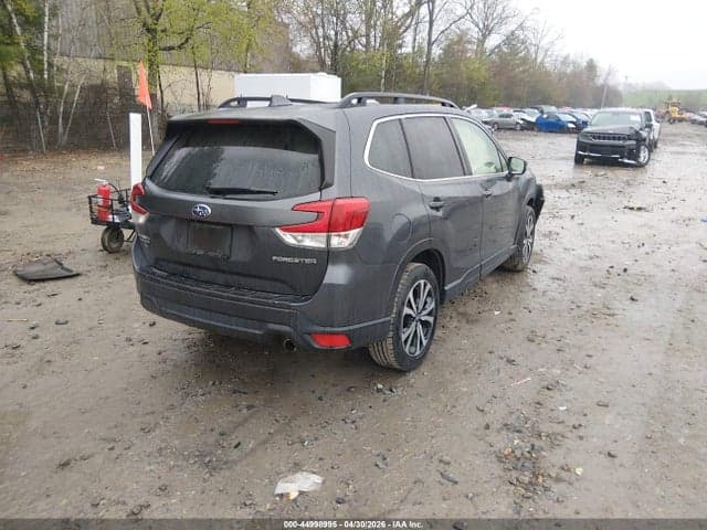 2023 SUBARU FORESTER LIMITED 4
