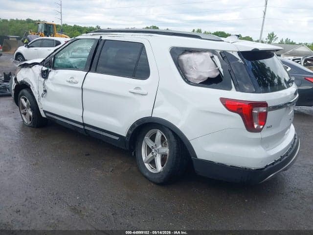 2017 FORD EXPLORER XLT 3