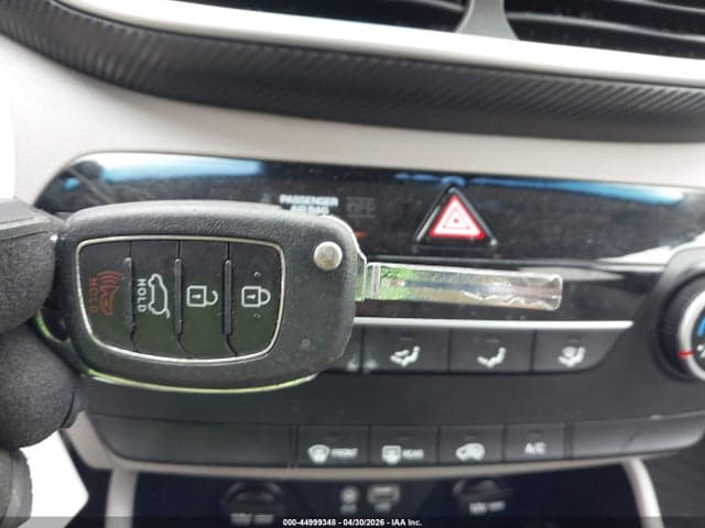 2019 HYUNDAI TUCSON SE 11