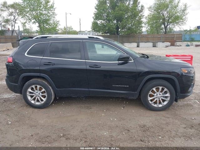 2019 JEEP CHEROKEE LATITUDE 4X4 13