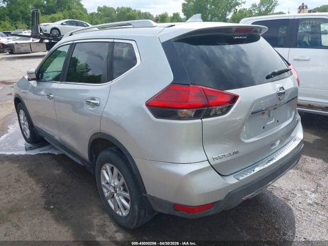 2017 NISSAN ROGUE SV 3