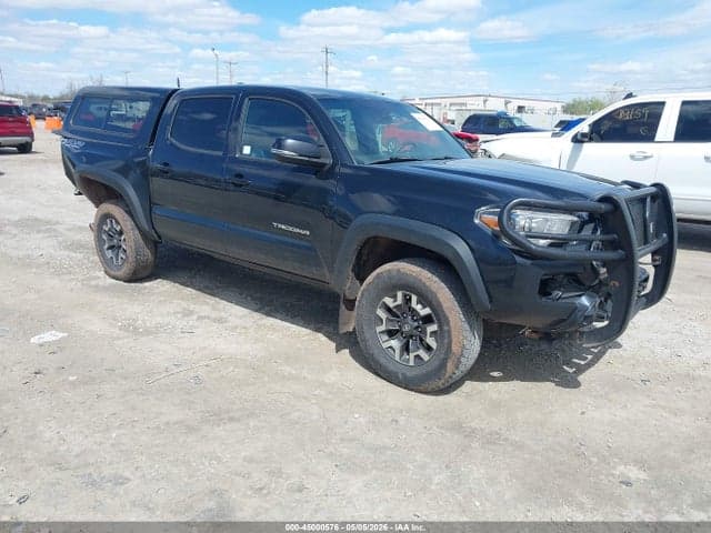 2018 TOYOTA TACOMA TRD
