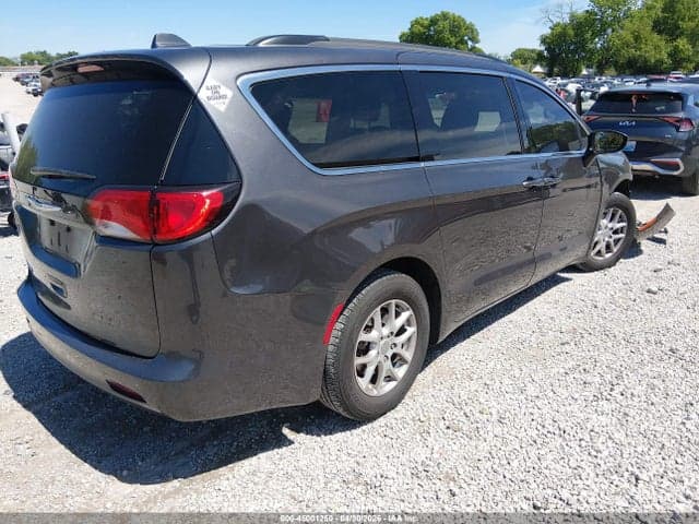 2020 CHRYSLER VOYAGER LXI 4