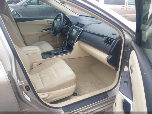 2017 TOYOTA CAMRY LE 5